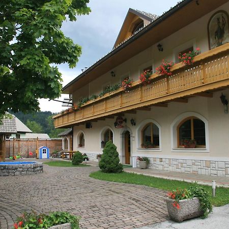 Guest House Kveder Škofja Loka Exterior foto